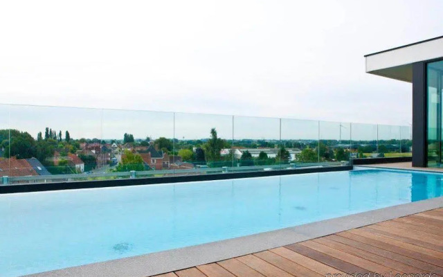Blue Woods Hotel - Deerlijk