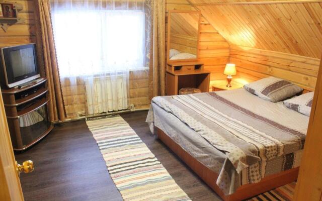 Guest House on Tsentralnaya 19A