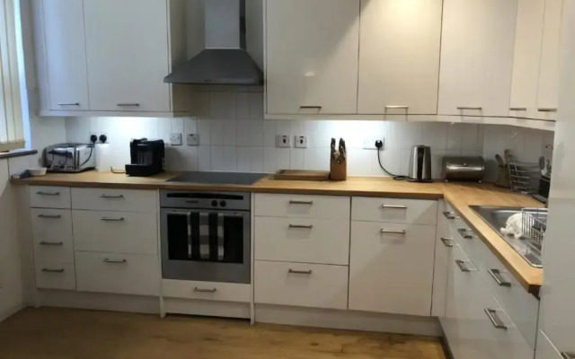 London warehouse 2 bed