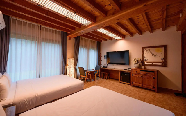 Jeonju Wangyijimil Hanok Hotel