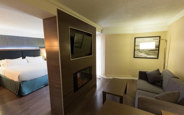 Holiday Inn Express Edmonton Downtown by IHG