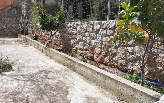Luxury 2-bed House in Pefkali