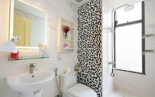 Gin House - Garden Gate APT Phu Nhuan