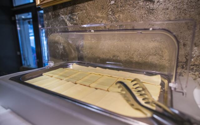 Hotel Forty One Bucharest