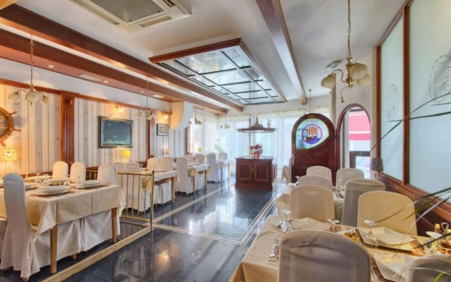Hotel Galija