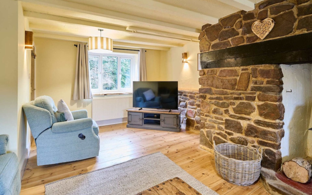 Host Stay Morley House
