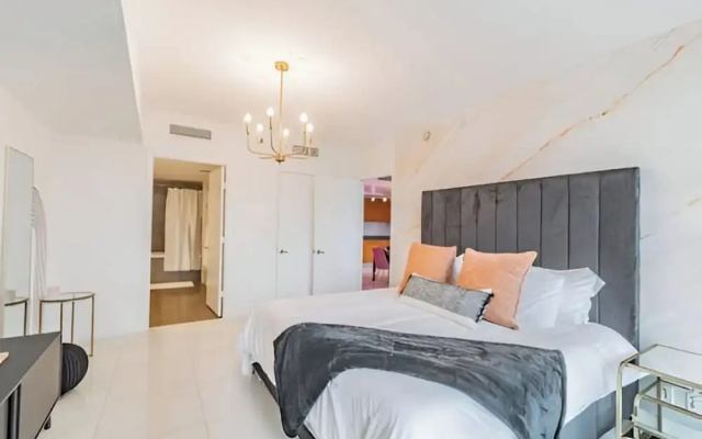 RS Suites - W Miami
