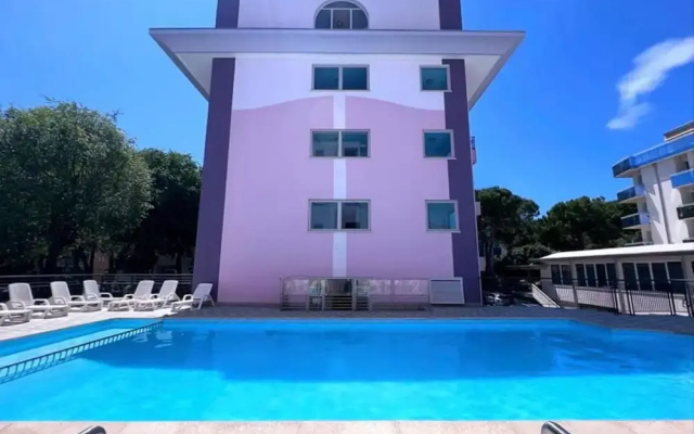Comfortable Apartment With Terrace-beahost
