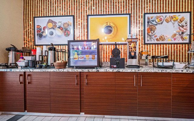The Leo Collection Detroit, Ascend Hotel Collection