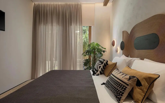 Xenios Dias Apartments