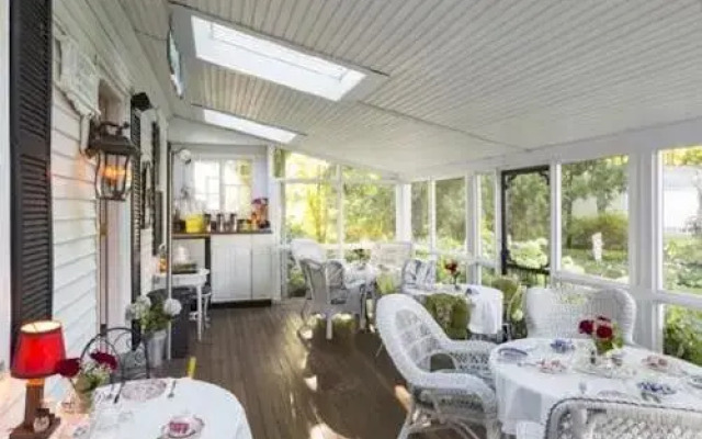 Captain David Kelley House Bed & Breakfast