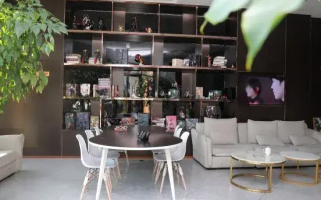 Mtiger E-Sports Hotel