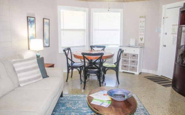 Terrace Park Suites Old Northeast by Tech Travel