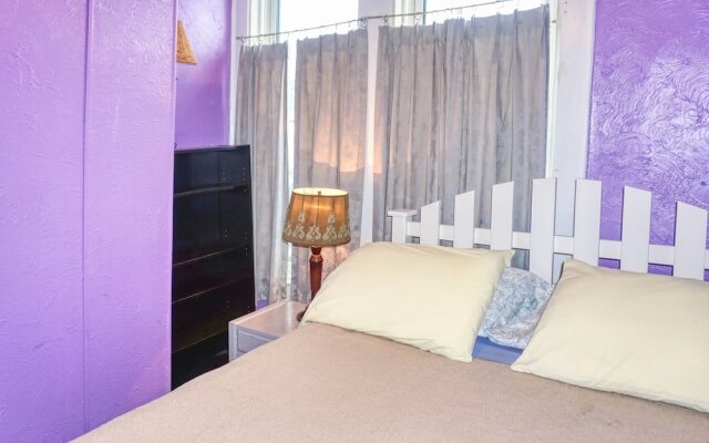 Pass A Grille Beach Escape (107-8)