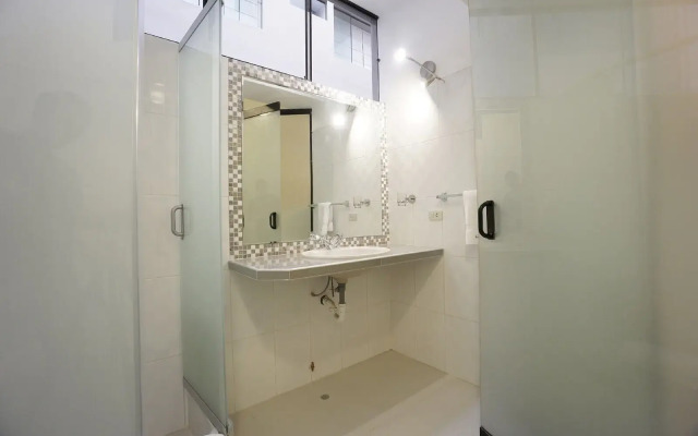 Suites Larco 656