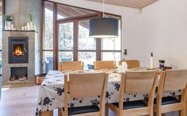 8 Person Holiday Home in Skals-by Traum
