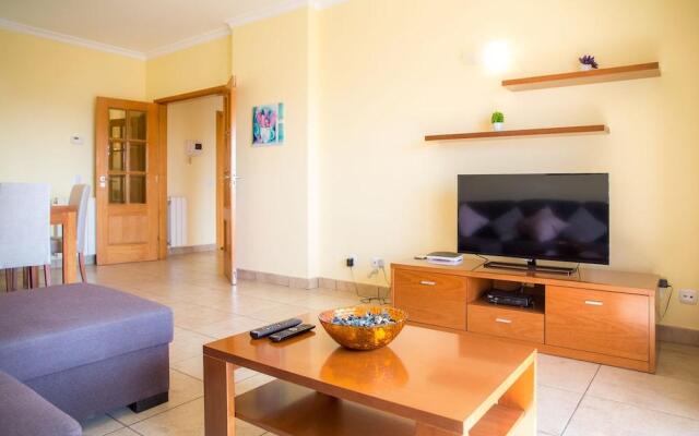 A04 - Large Modern 1 bed Apartment with pool by DreamAlgarve