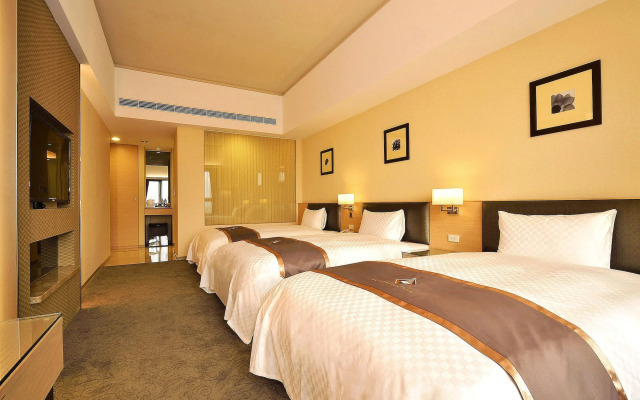 Tsun Huang Hotel