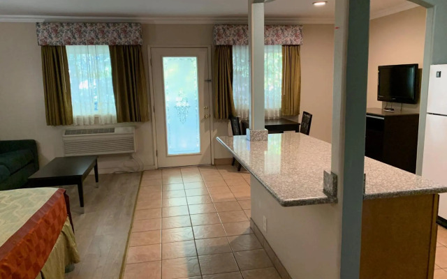 Olive Tree inn & Suites
