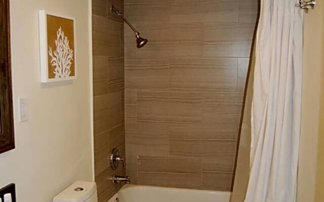 Ocean Reserve Piso 7 STR-310