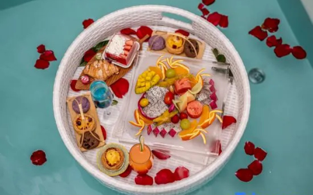 Anyin An Yin · Beach Homestay – Meal – Qinhuangdao