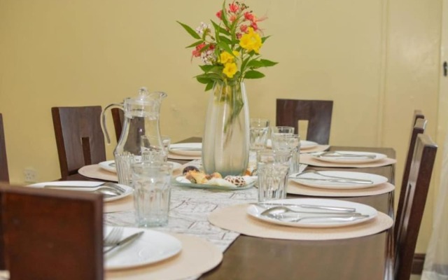 Stay.Plus Creek Residence Nyali