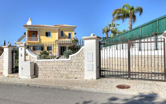 Villas2Go2 Viva Galé