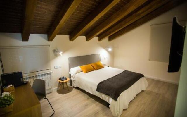 Villa Lucerna Sports & Hotel Resort