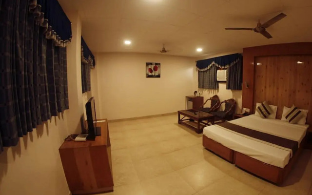 Hotel Dolphin