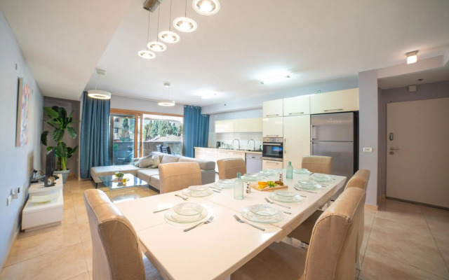 Art Apartment In Mamila - King David Residence