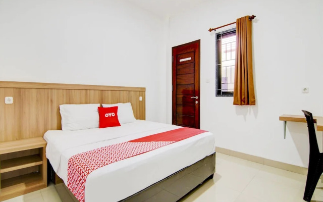 The Shine Residence by OYO Rooms