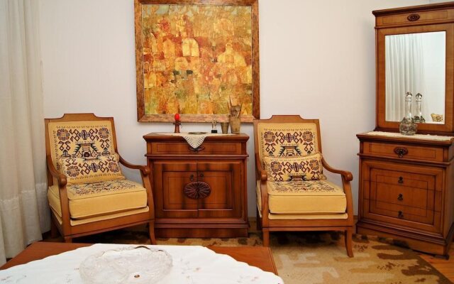 Hotel De Charme Pri Baba Lili