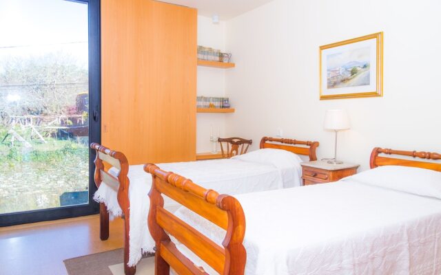 Liiiving In Caminha - Lawny Pool House