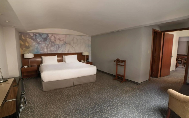 Courtyard by Marriott Mexico City Revolucion