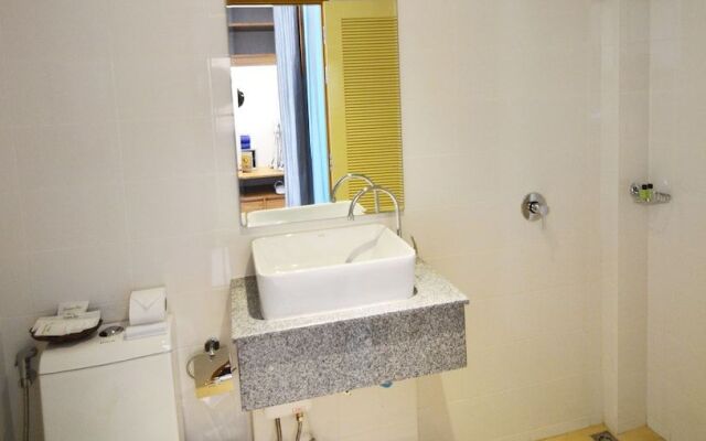 Grand Nai Harn Suites