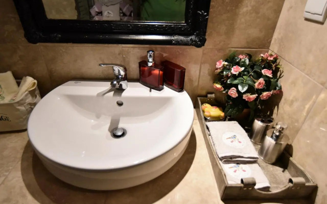 Queens Bed&Rest Luxury Apartment