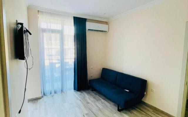 Sunny Apartments Batumi 3