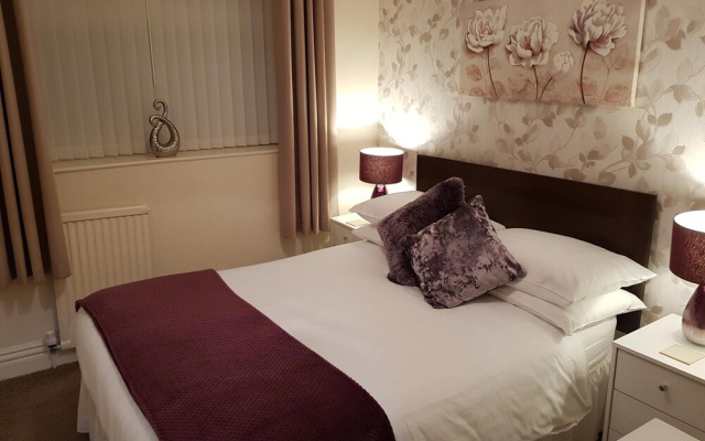 The Inglewood Hotel