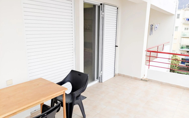 Summer Breeze Apartment in Kalamata