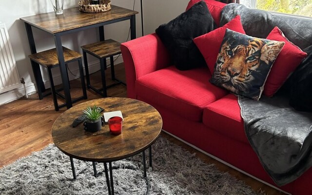 Inviting 1-bed Unit in Watford
