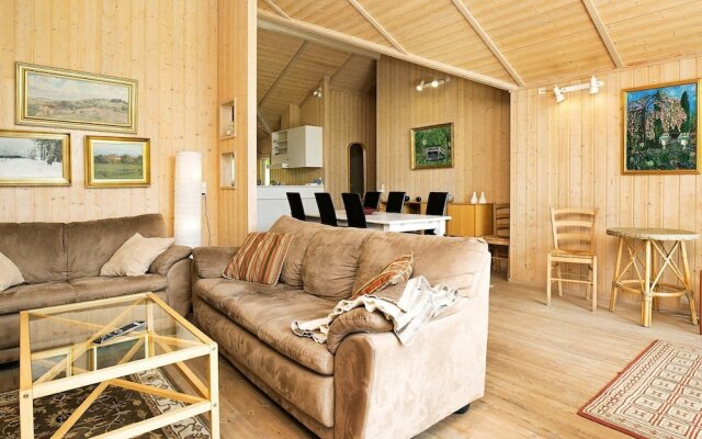 Comfortable Holiday Home in Hornbaek Near Sea