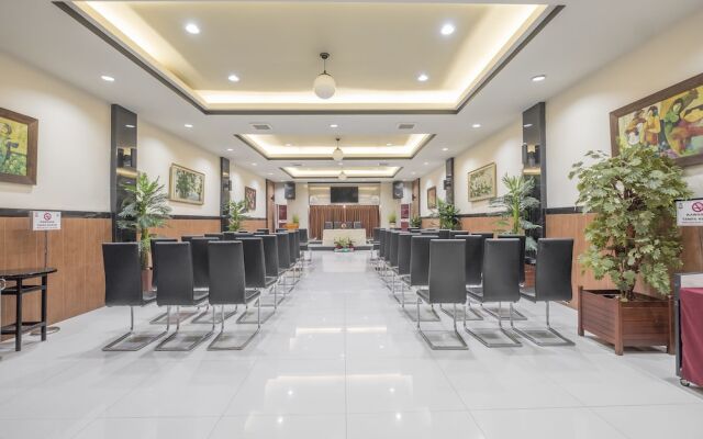 OYO 1090 Hotel Anging Mammiri Makassar