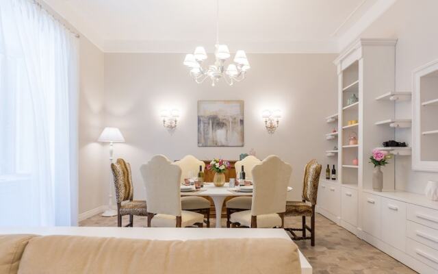 Altarocca Embassy Rome