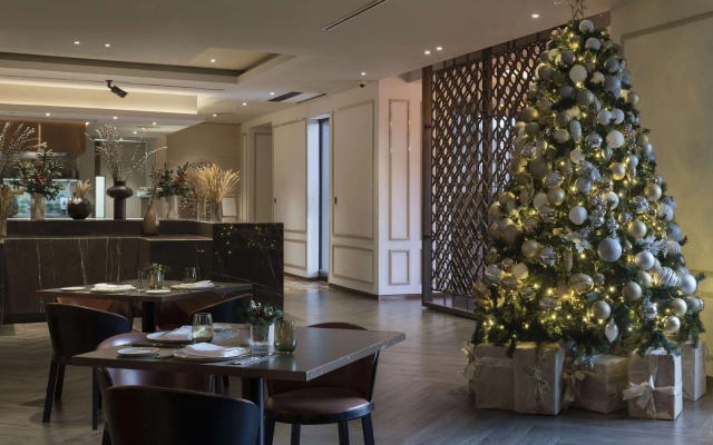 Kempinski Mall Of The Emirates Hotel