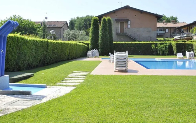 A Cozy Lakeside Home in Lazise