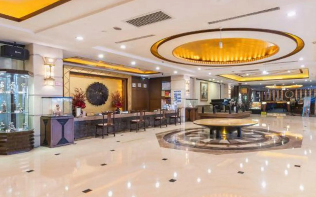 Mascot Hotel
