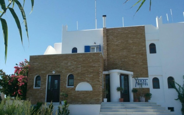 Fikas Hotel