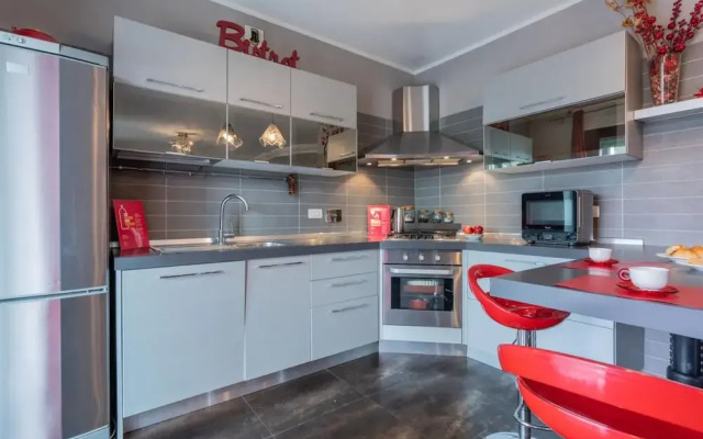 Perla Apartment With Garden by Wonderful Italy