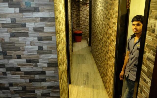 Hotel New India