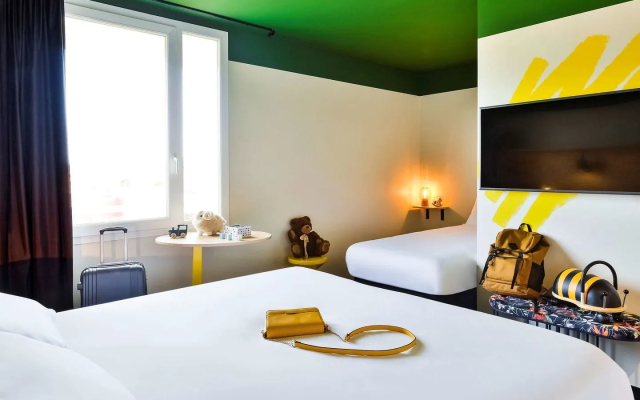 ibis Styles Lyon Meyzieu Arena Stadium